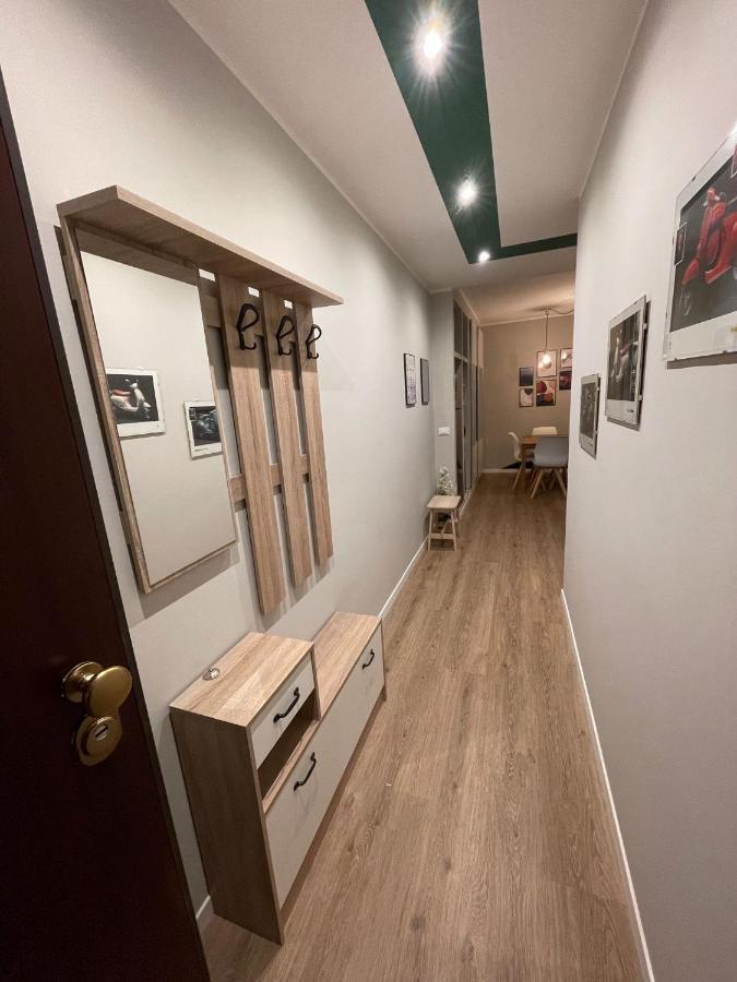 Hello - Modern Studio In Downtown Garden Apartment Torino Exterior foto